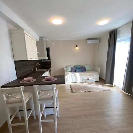 Apartmani Cvita Nevidane Exterior photo