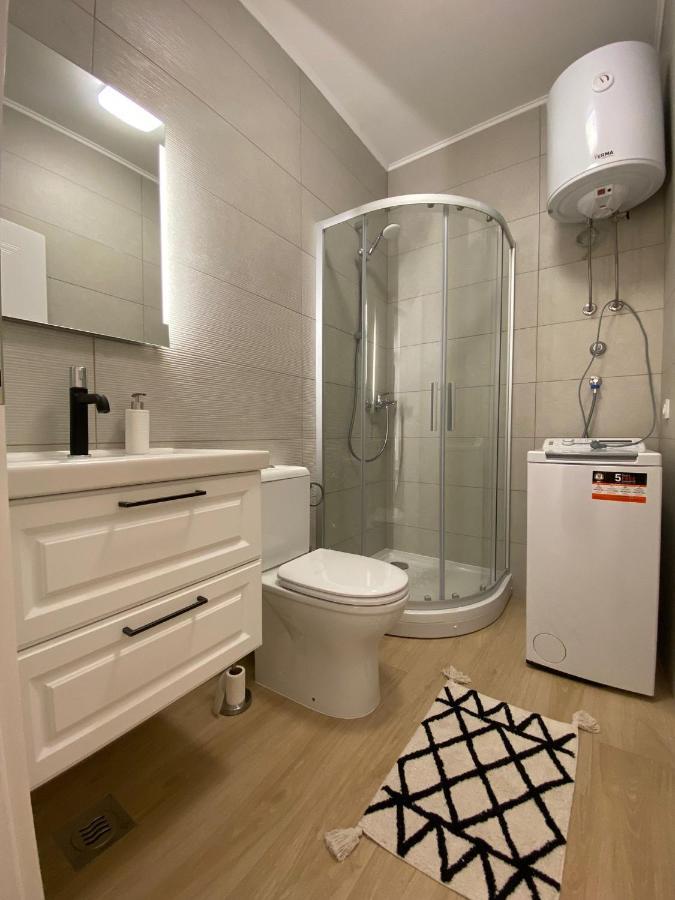 Apartmani Cvita Nevidane Exterior photo